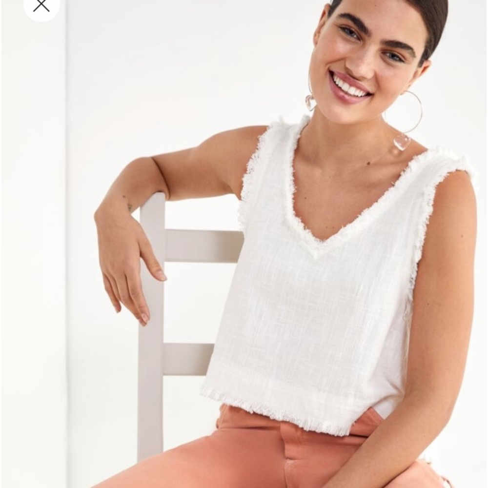 NWT UO Rori Frayed Hem Tank Top